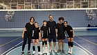 Yeni Yıl Voleybol Turnuvasında Kıyasıya Rekabet Yaşandı Kazanan Dostluk Oldu