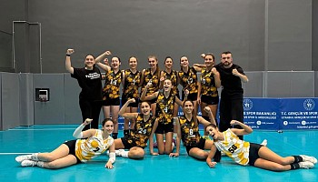 Genç Kız Voleybol Takımımız Sahadan Galibiyetle Ayrıldı