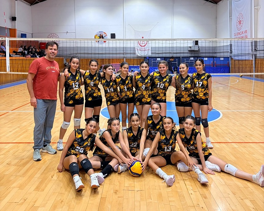 Midi Voleybol Takımımız Sezonun İlk Maçından Galibiyetle Döndü
