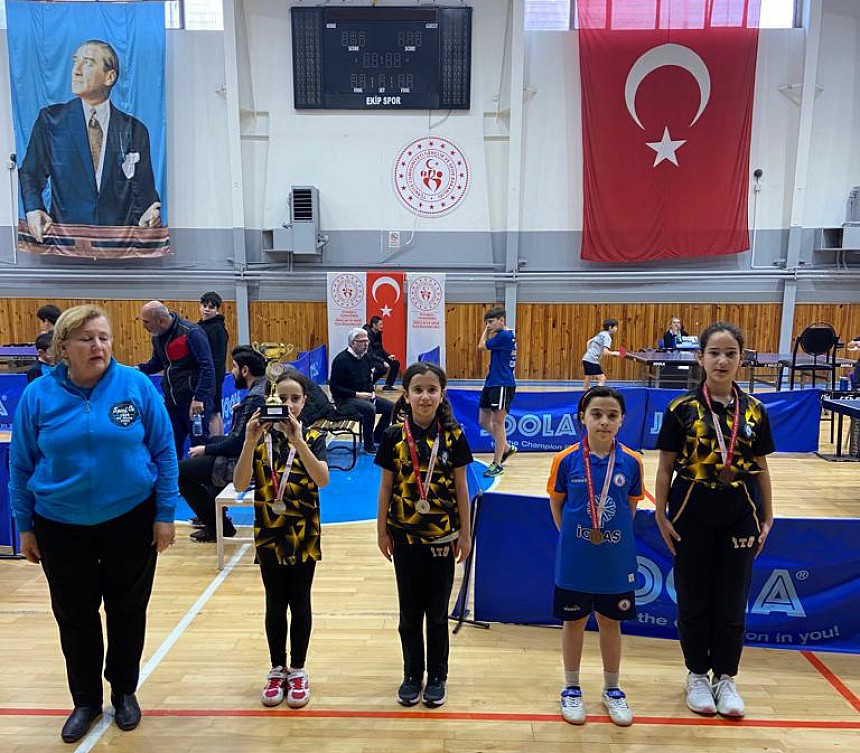 Ulusal Egemenlik Turnuvasından Şampiyonluk, İkincilik ve Dördüncülük Madalyaları ile Döndü 