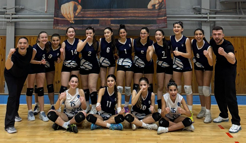 Voleybol Takımlarımızdan Gururlandıran Galibiyet Serisi