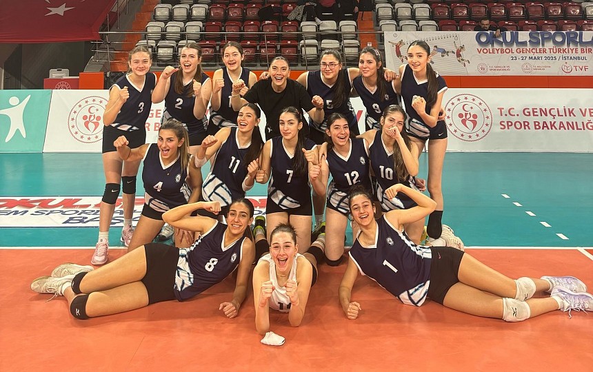 Yıldız Kız Takımımız Final Grubunda