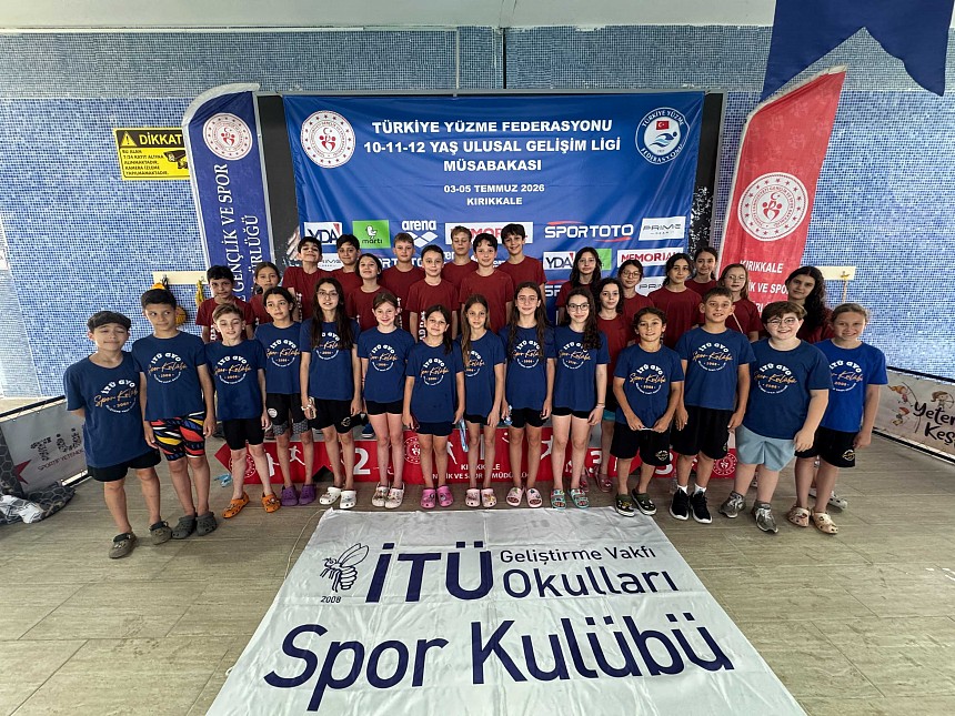 Yüzme Takımlarımızdan Sezonu Taçlandıran Büyük Başarı